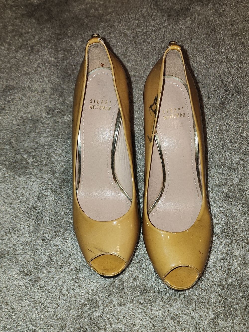 Stuart Weitzam Peep Toe Platform Heel Size 7. Damaged